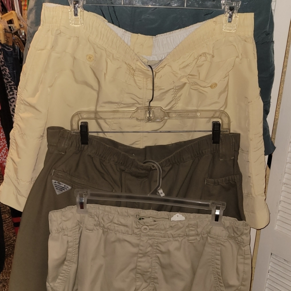 4 Pair BUNDLE, Mens Shorts.
